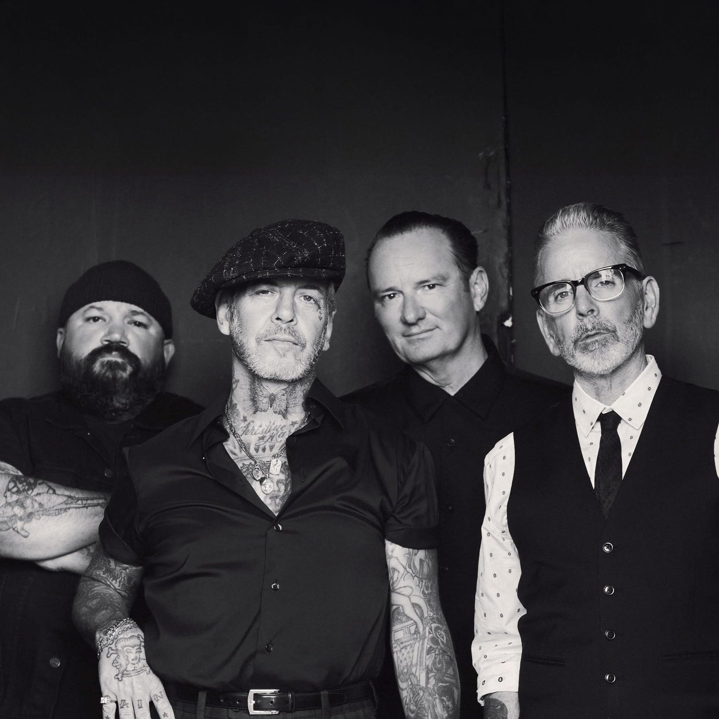 Social Distortion w/ Descendents
