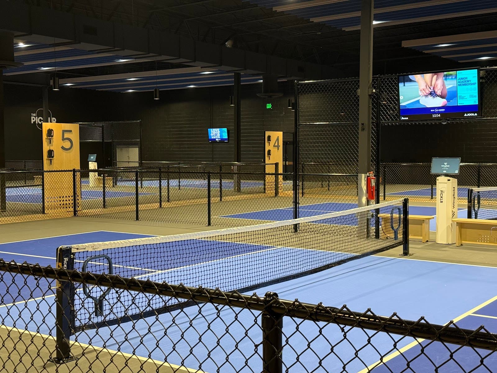 Best Pickleball Courts in Denver (2026)